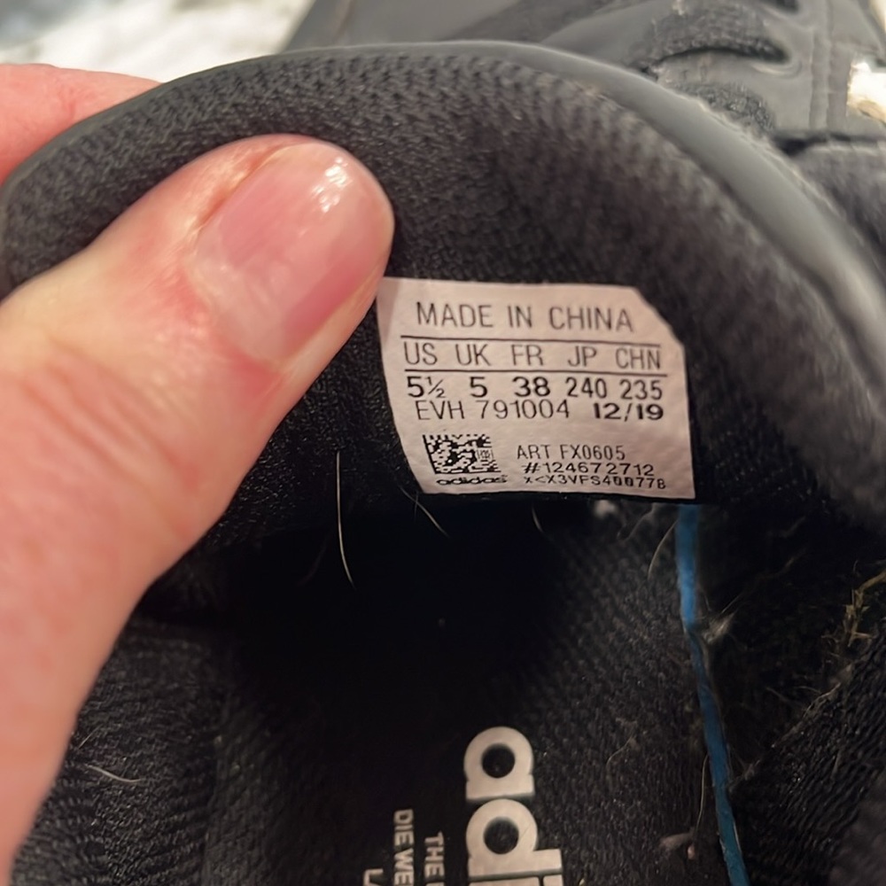 Adidas Evh 791004 Black 3 Strips Gold Logo Skateboarding Shoes - Picture 2 of 9